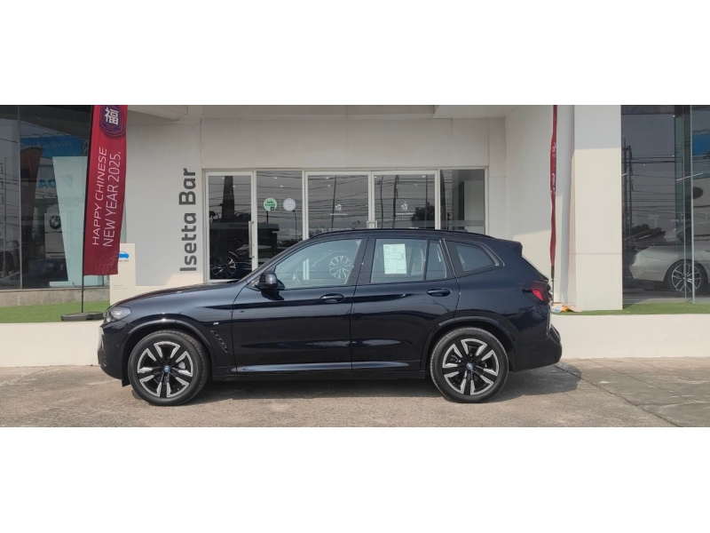 BMW iX3 M Sport Inspiring