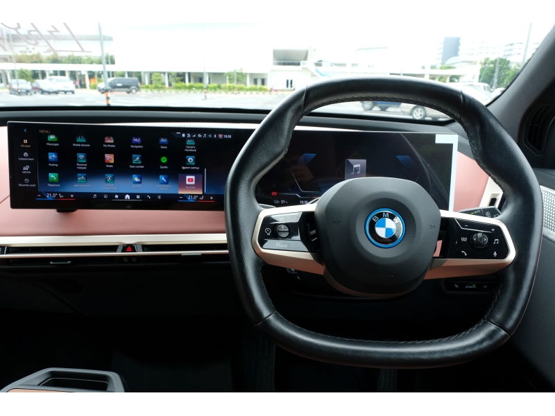BMW iX xDrive50 Sport