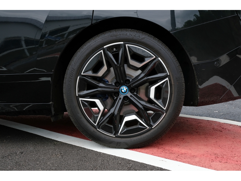 BMW iX xDrive50 Sport