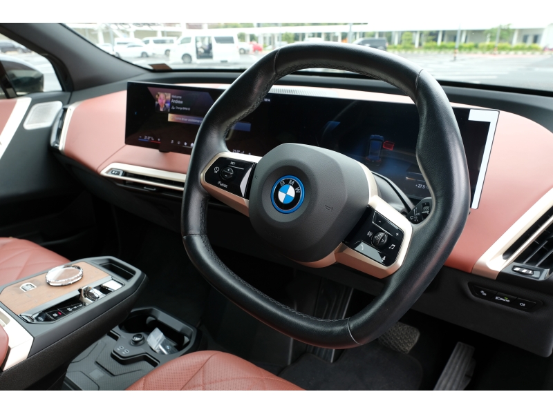 BMW iX xDrive50 Sport
