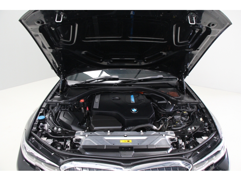 BMW 330e M Sport