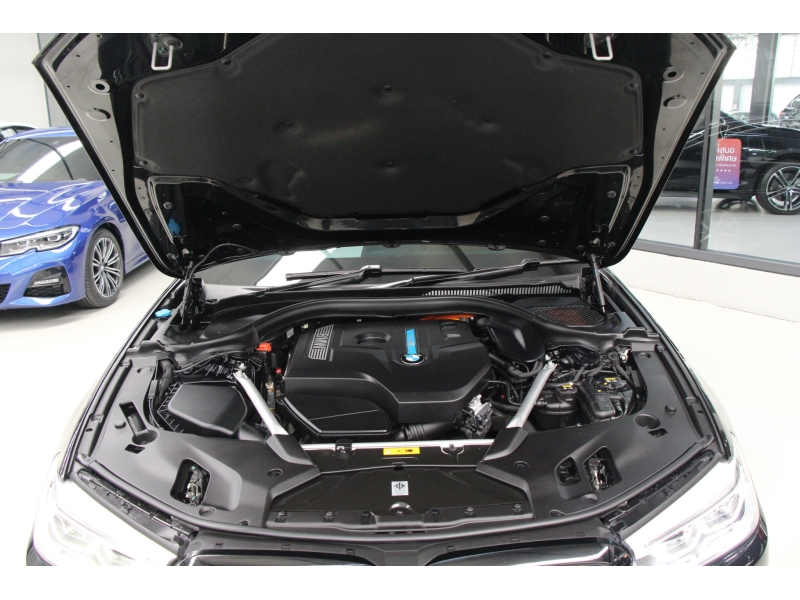 BMW 530e Elite