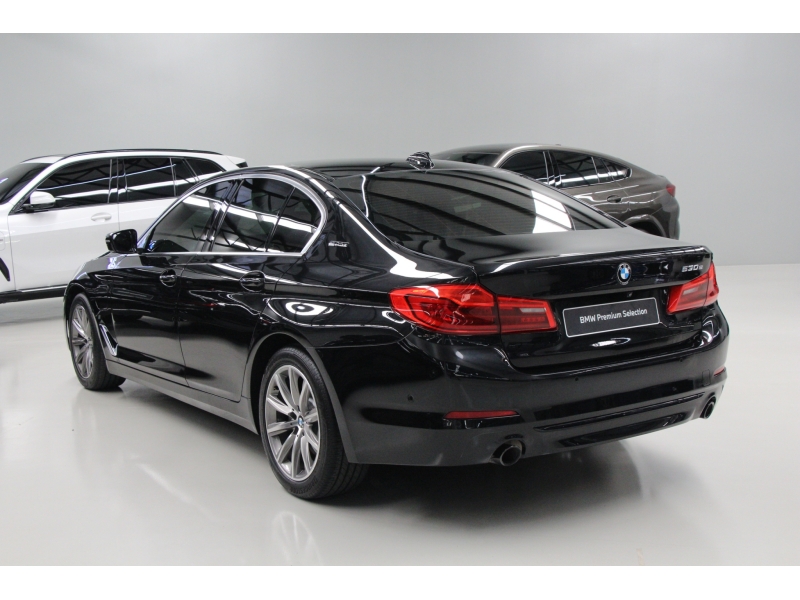 BMW 530e Elite