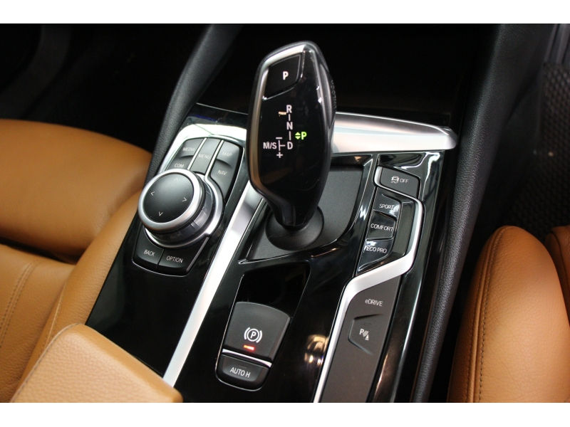 BMW 530e Elite