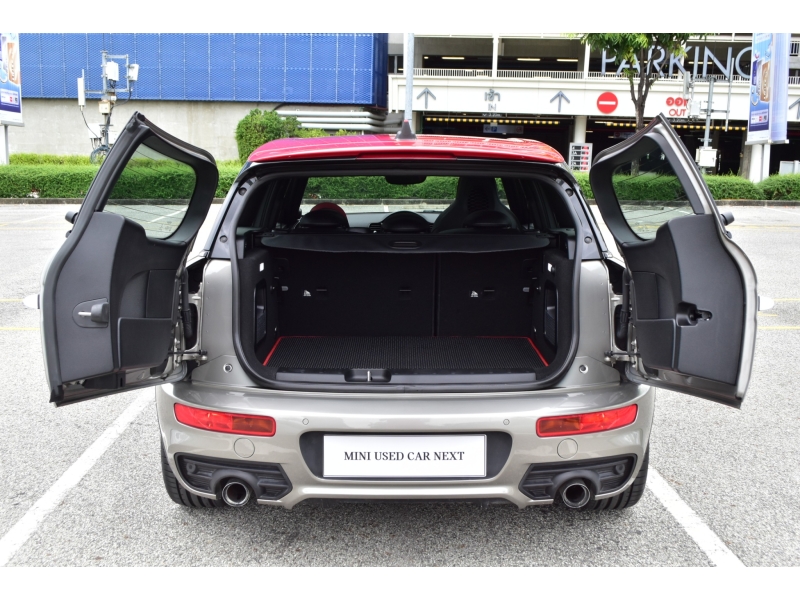 MINI Cooper John Cooper Works