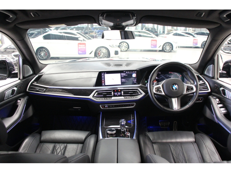 BMW X7 xDrive30d M Sport BMW X7 xDrive30d M Sport