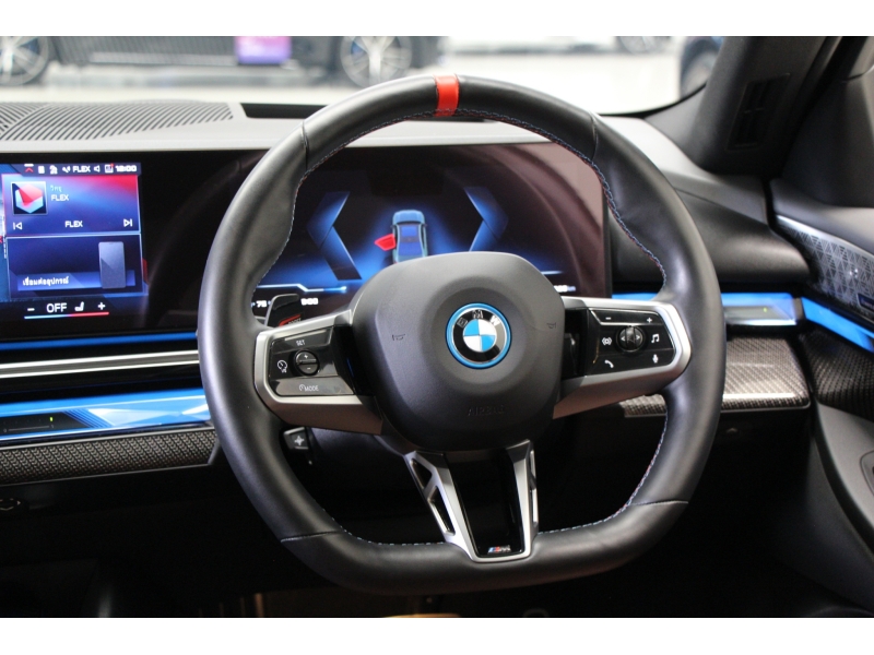 BMW i5 M60 xDrive
