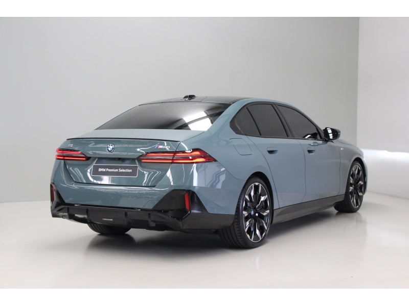 BMW i5 M60 xDrive