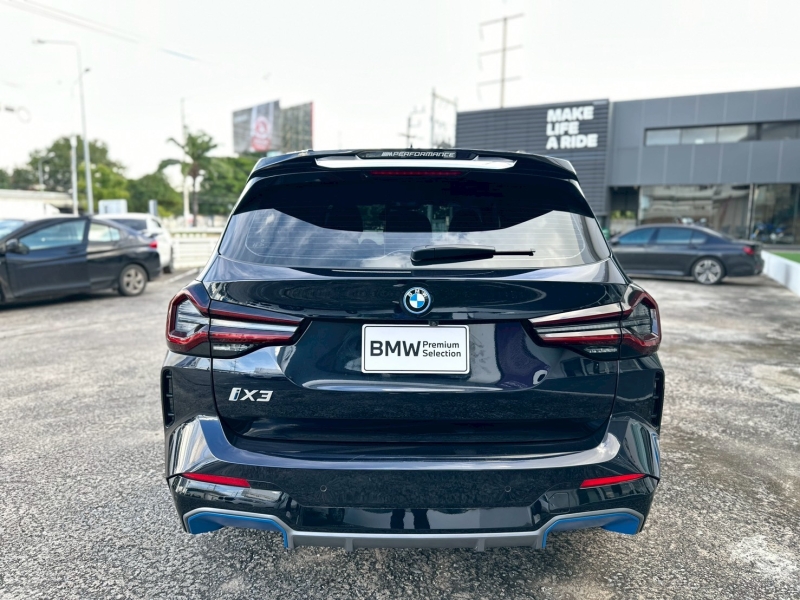 BMW iX3 M Sport Inspiring
