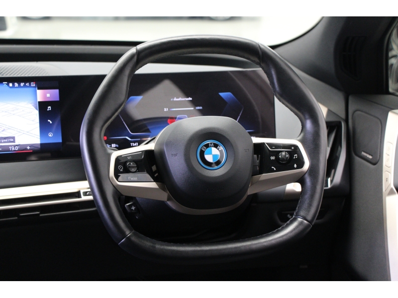 BMW iX xDrive40 BMW iX xDrive40