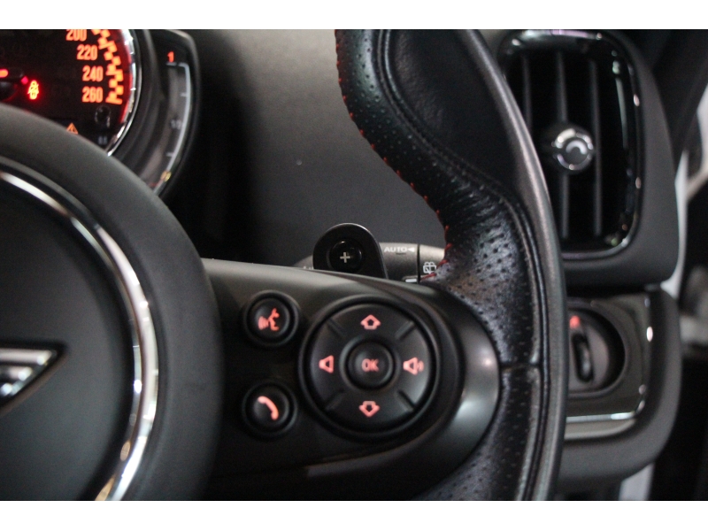 MINI Cooper John Cooper Works Countryman