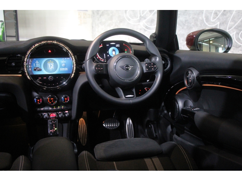 MINI Cooper John Cooper Works