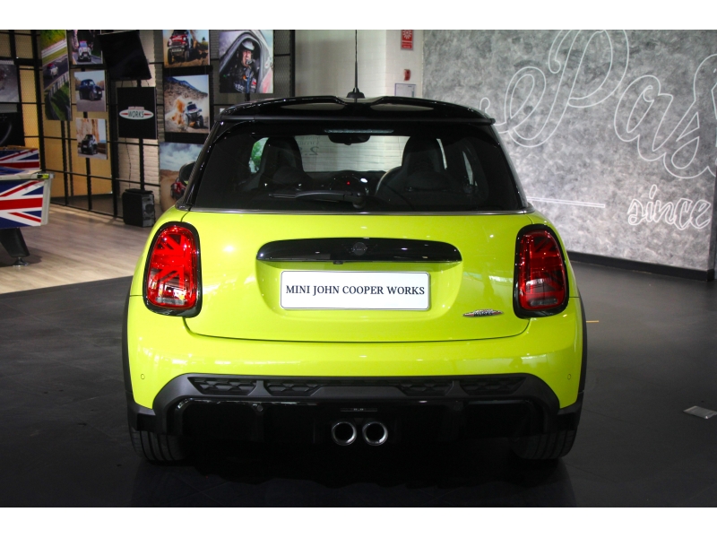 MINI Cooper John Cooper Works