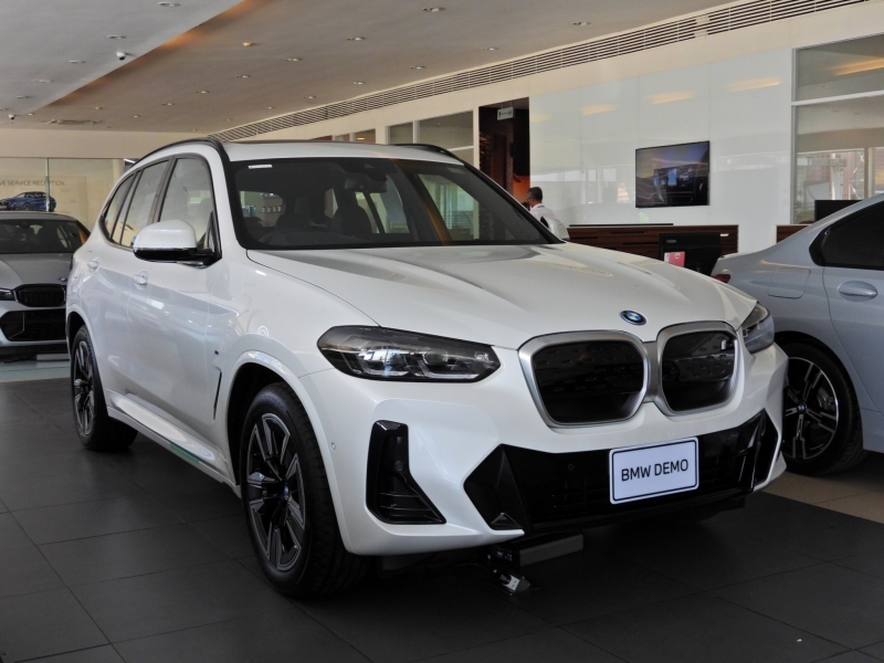 BMW iX3 M Sport Inspiring