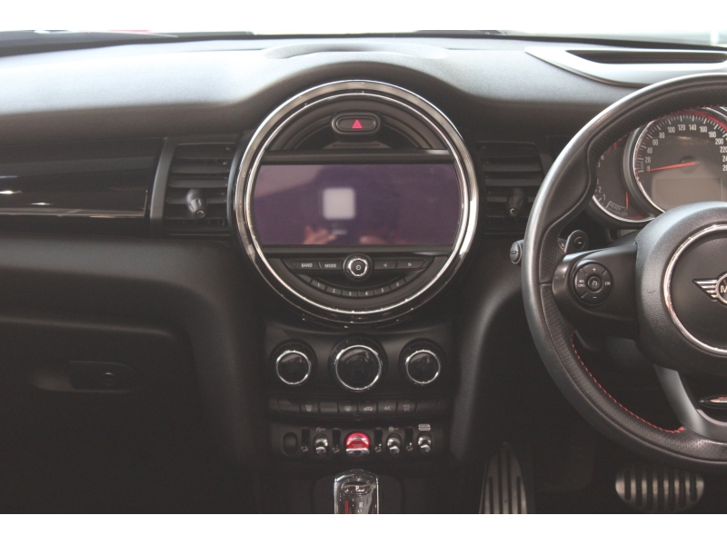 MINI Cooper John Cooper Works