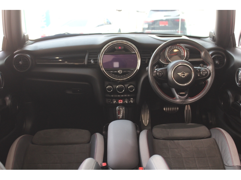 MINI Cooper John Cooper Works