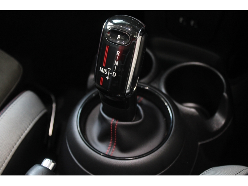 MINI Cooper John Cooper Works