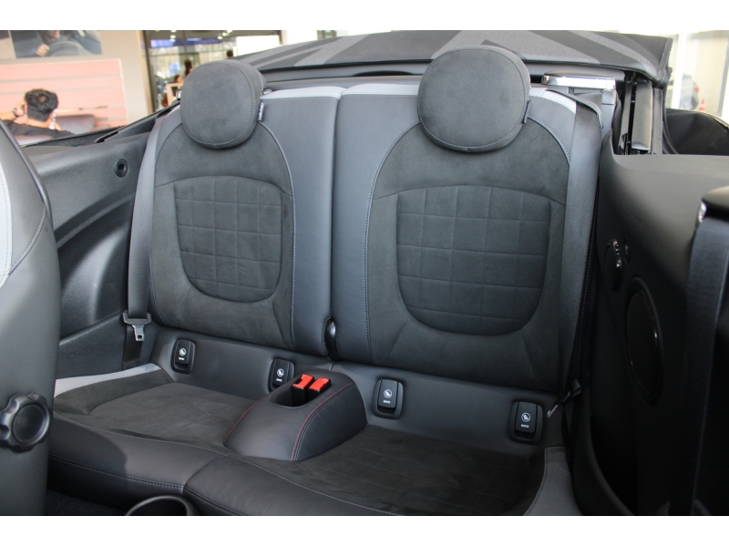 MINI Cooper John Cooper Works