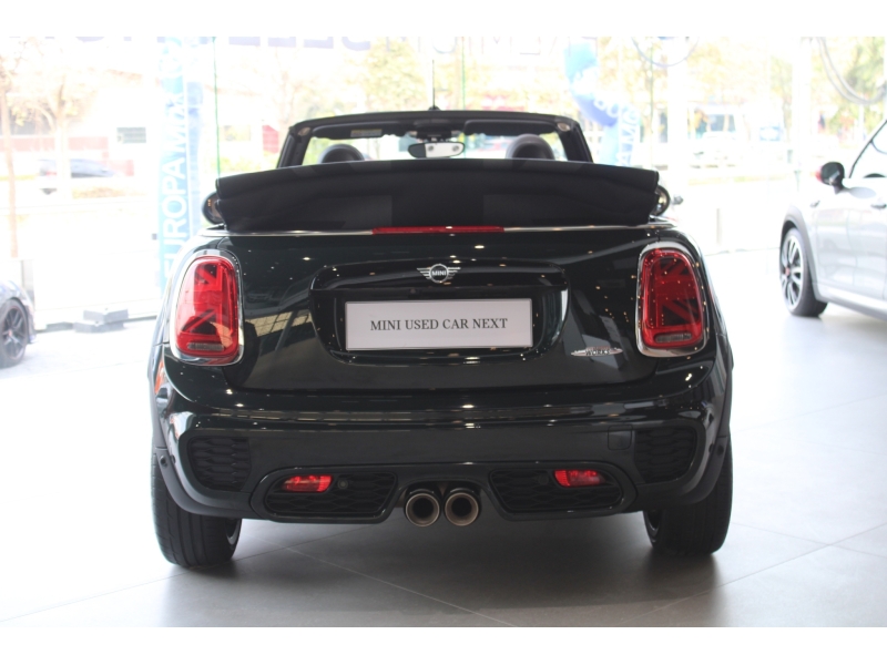 MINI Cooper John Cooper Works