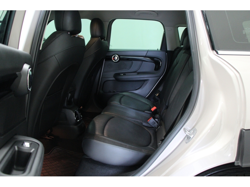 MINI Countryman S Countryman Entry