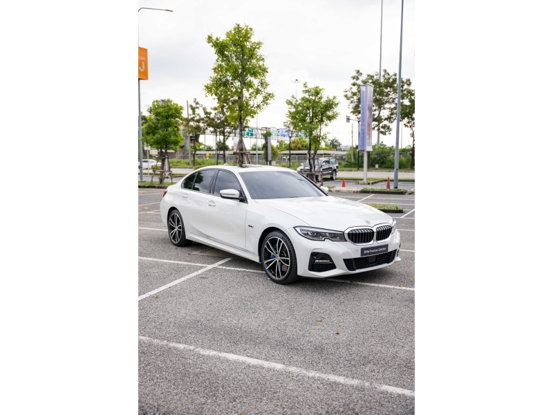 BMW 330e M Sport