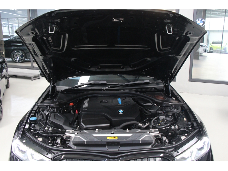 BMW 330e M Sport