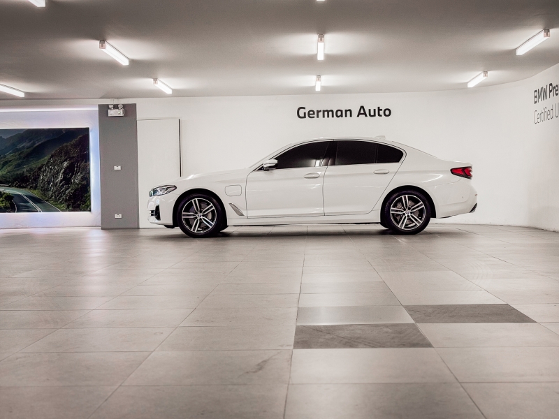 BMW 530e Elite