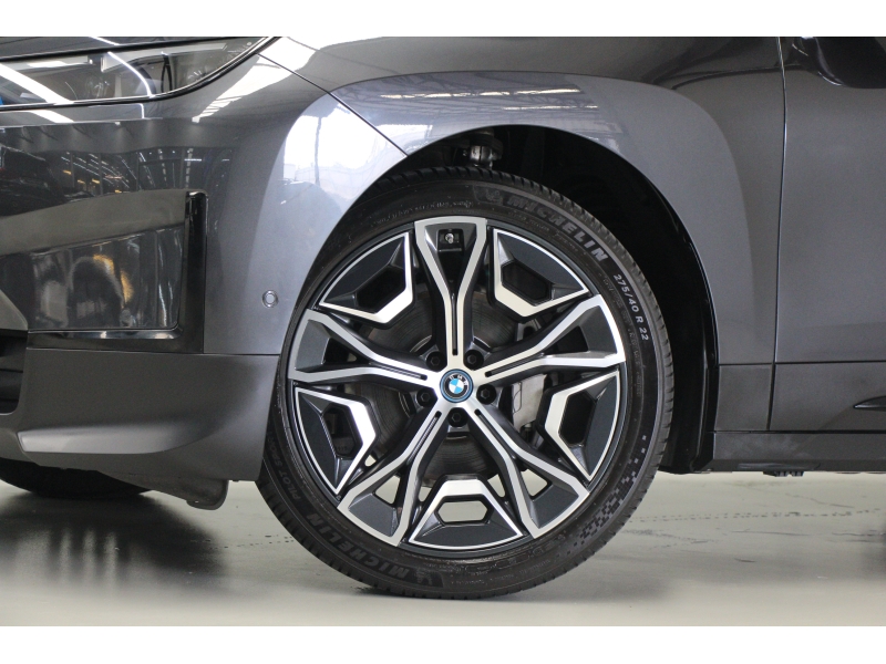 BMW iX xDrive40