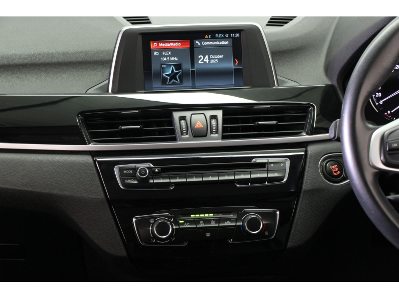 BMW X1 sDrive18i Iconic