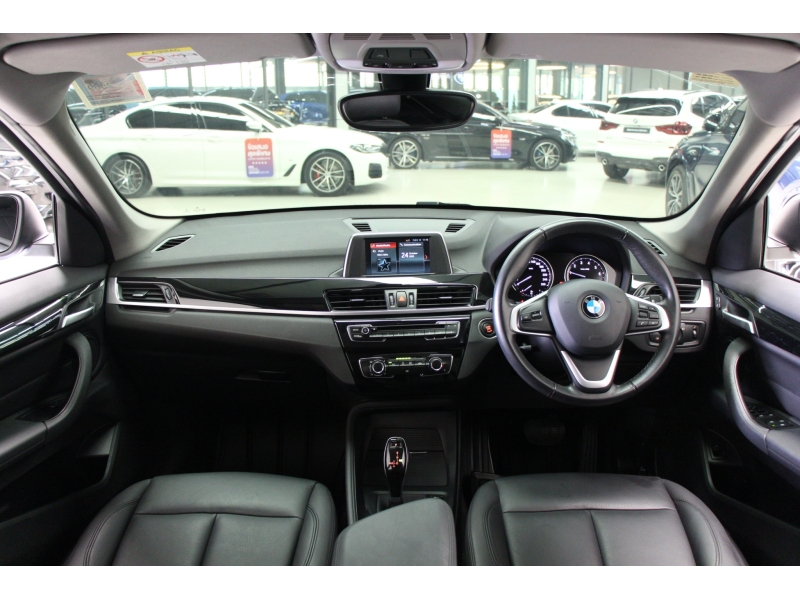 BMW X1 sDrive18i Iconic