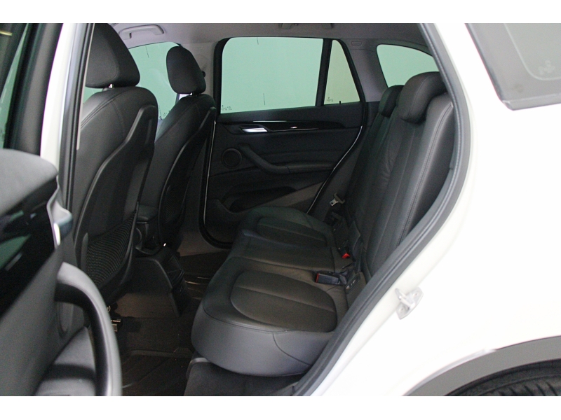 BMW X1 sDrive18i Iconic