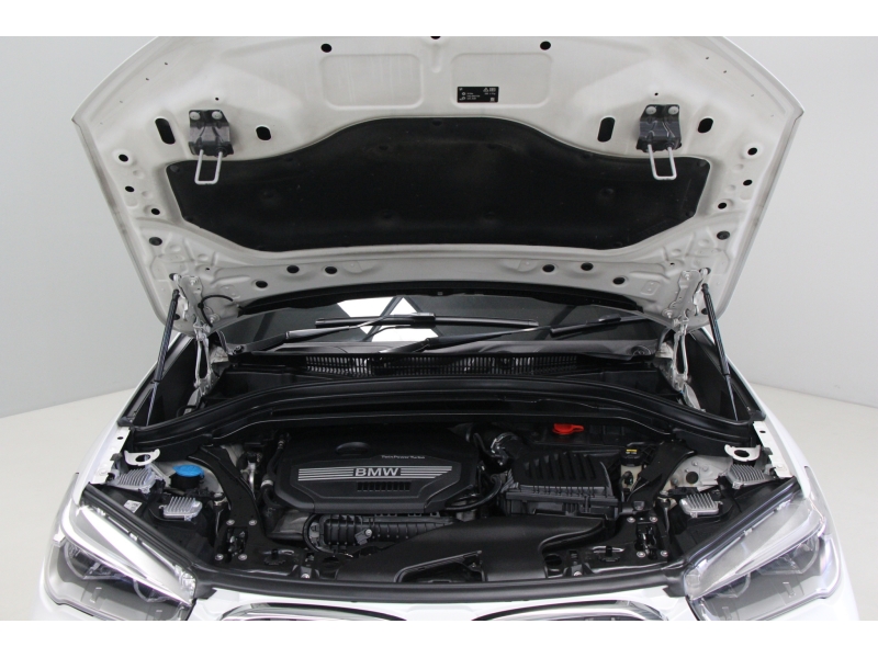 BMW X1 sDrive18i Iconic