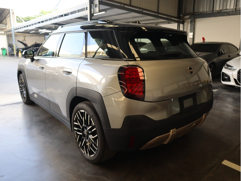 MINI Aceman MINI Aceman SE