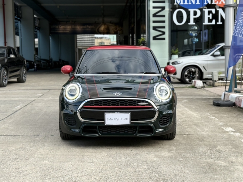 MINI Cooper John Cooper Works Countryman