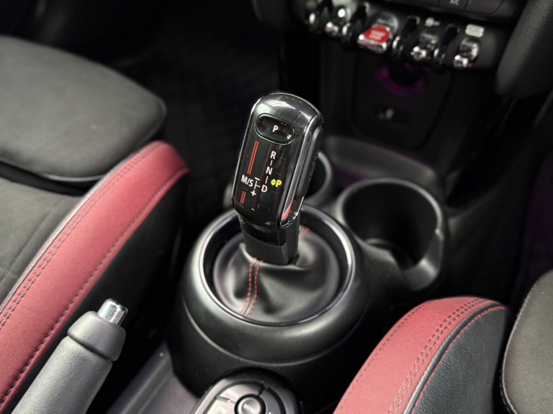 MINI Cooper John Cooper Works Countryman