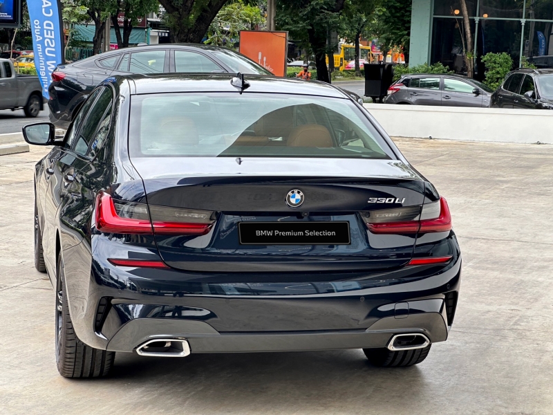 BMW 330Li M Sport