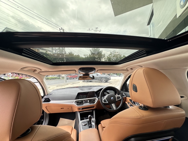 BMW 330Li M Sport