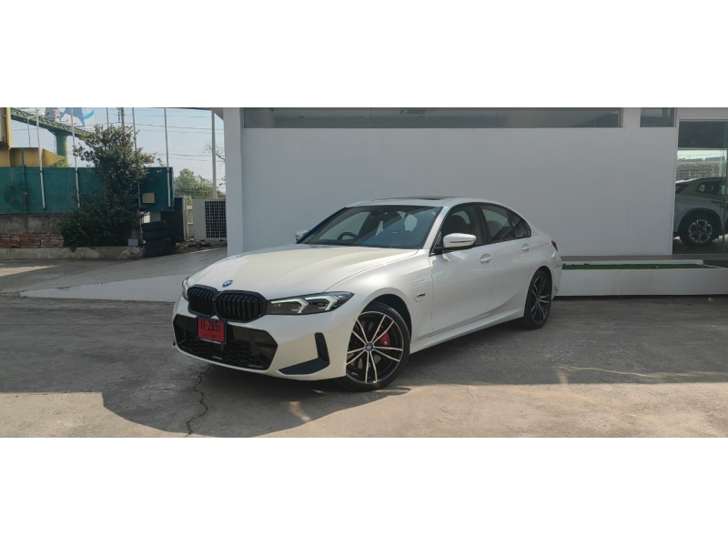 BMW 330e M Sport