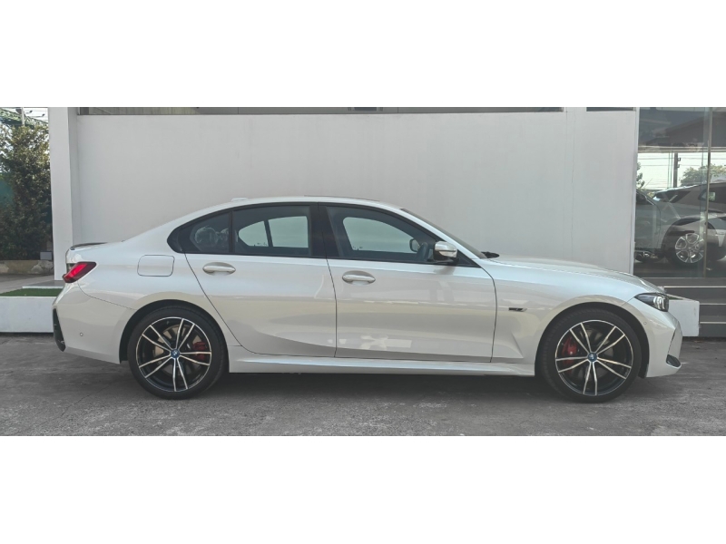 BMW 330e M Sport