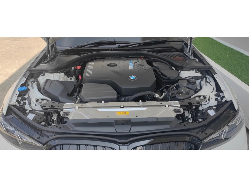BMW 330e M Sport