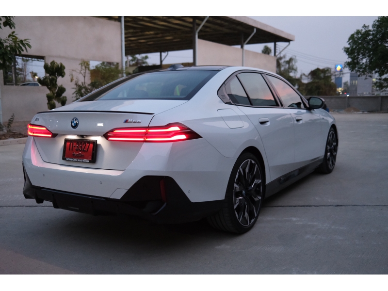 BMW i5 M60 xDrive