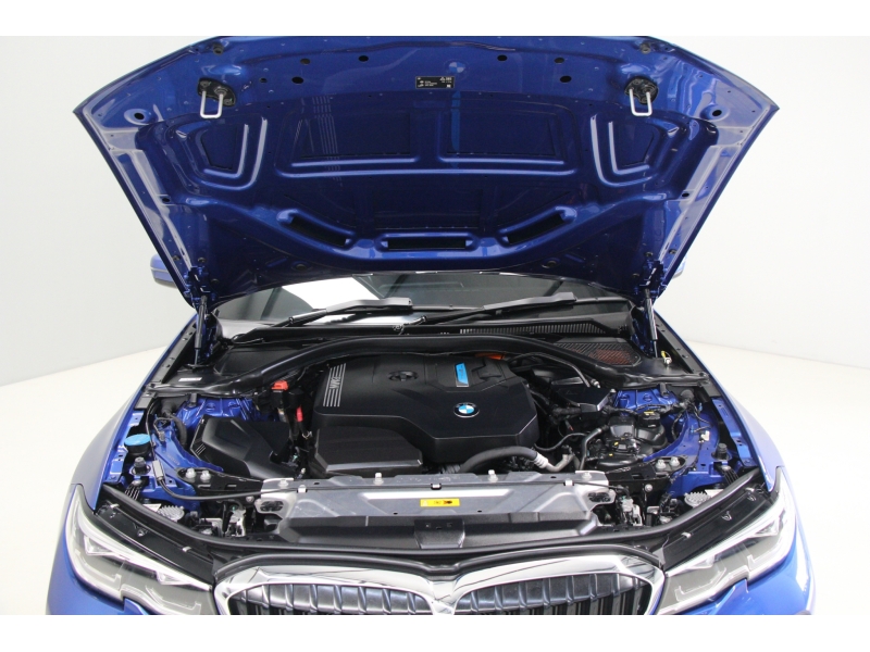 BMW 330e M Sport