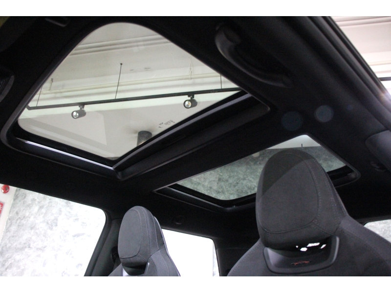 MINI Cooper John Cooper Works