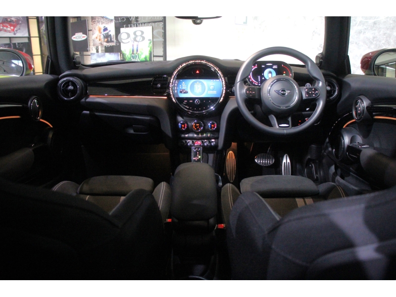 MINI Cooper John Cooper Works