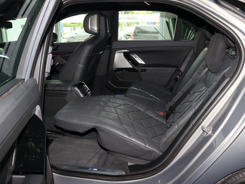 BMW 750e xDrive M Sport