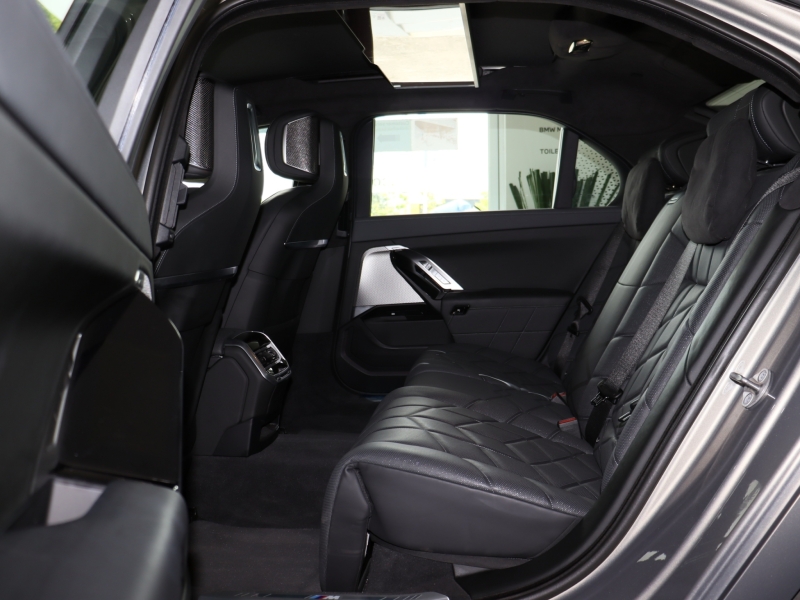 BMW 750e xDrive M Sport