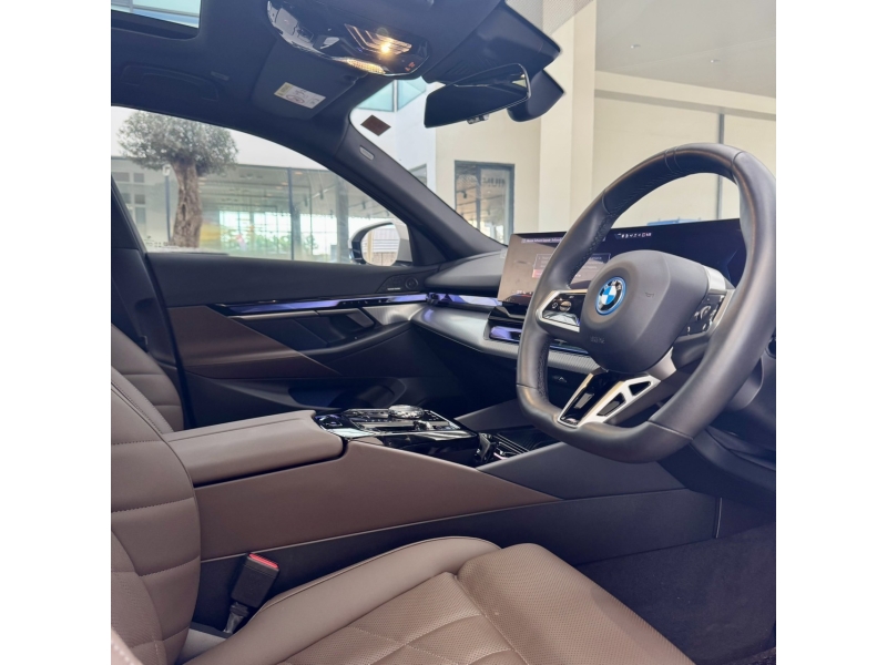 BMW i5 eDrive40 M Sport