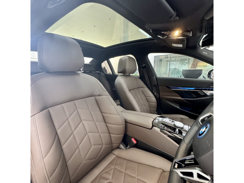 BMW i5 eDrive40 M Sport