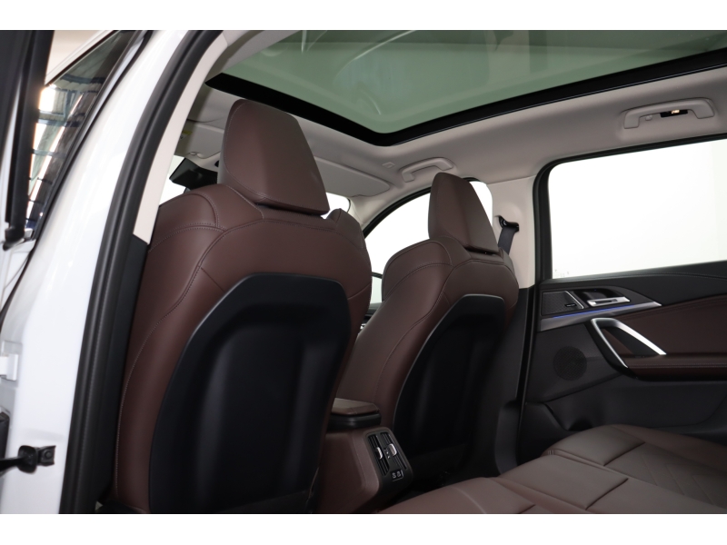 BMW iX1 eDrive20L M Sport