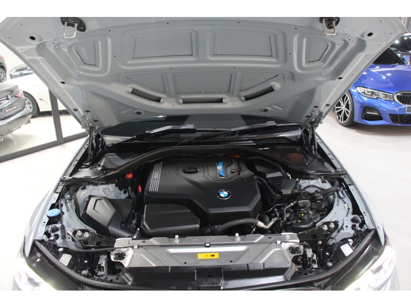 BMW 330e M Sport